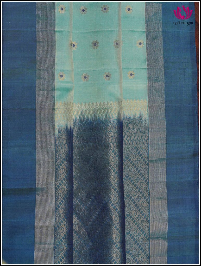 Kanchipuram Silk Saree in Teal Blue with Peacock Blue 9