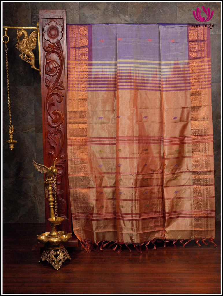 Vegan Silk Saree in Lavendar and Brownish gold with Copper zari border 9