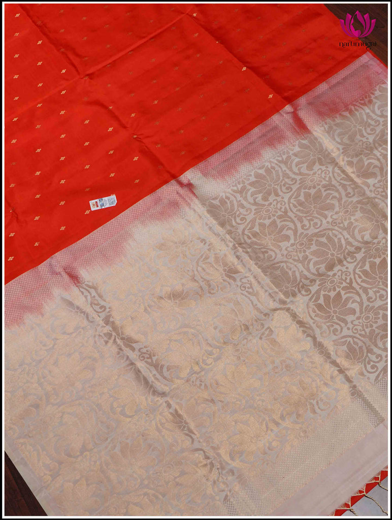 Kanchipuram Soft Silk Saree in Red with Cream 8