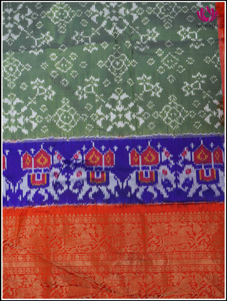 Ikkat Kanchipuram Silk Saree in Green and Red 6