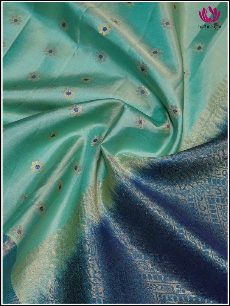 Kanchipuram Silk Saree in Teal Blue with Peacock Blue 5